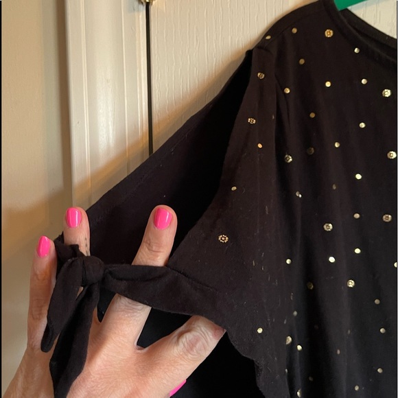 Lane Bryant gold dot cold shoulder split sleeve top 26/28 - Picture 3 of 6